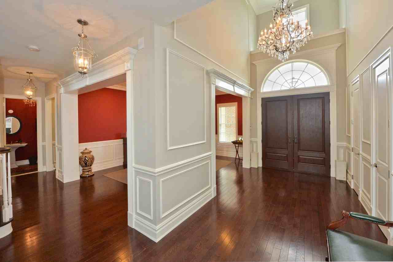 101 Cortland Dr - Photo 3 of 24