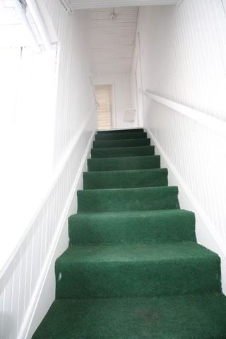 618 Grove St #C - Photo 3 of 10