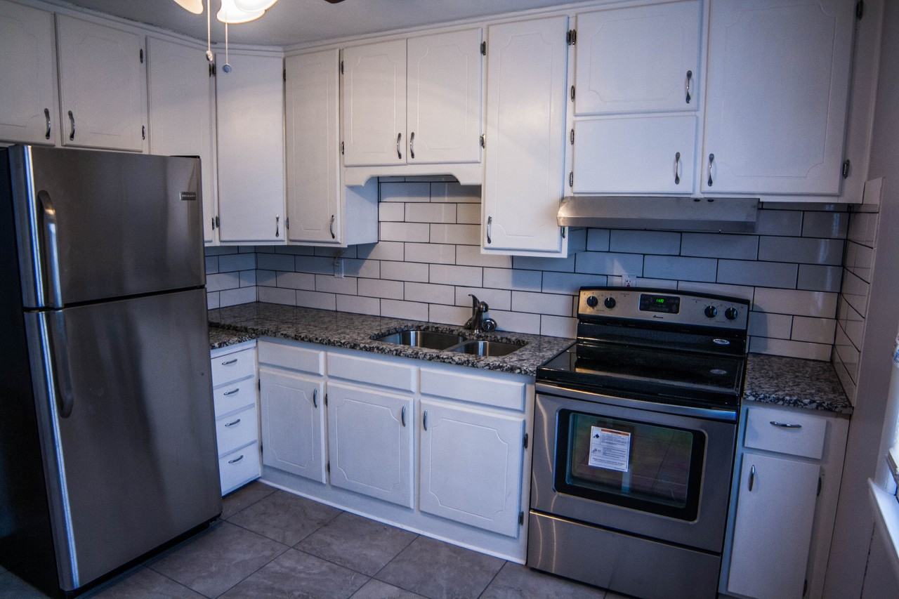 10500 E 40th St - Photo 3 of 10