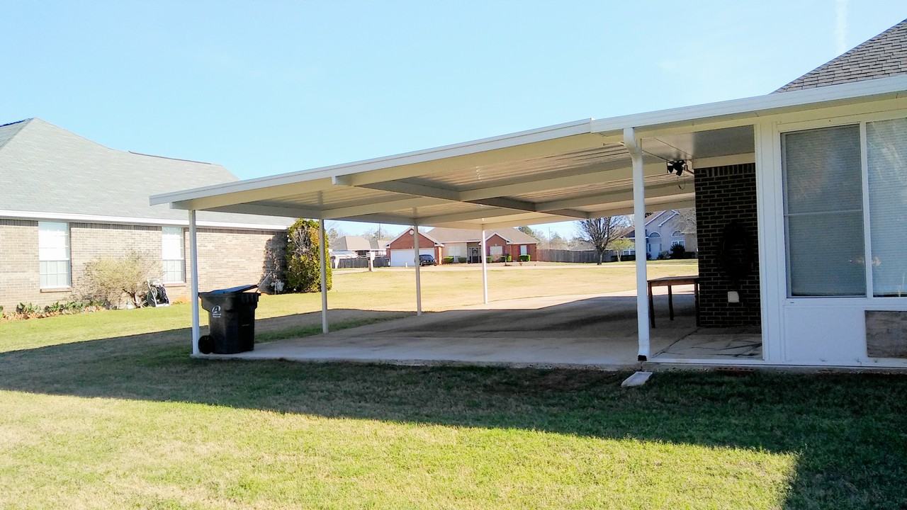 139 Stoneybrook Rd - Photo 3 of 24