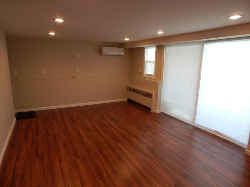 16 Edgewater Ave - Photo 2 of 9