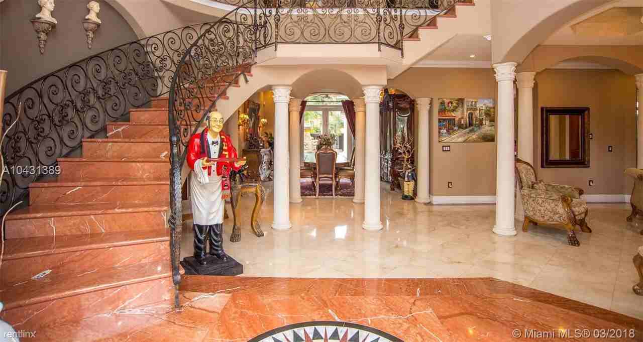 8200 NW 163rd St - Photo 3 of 10