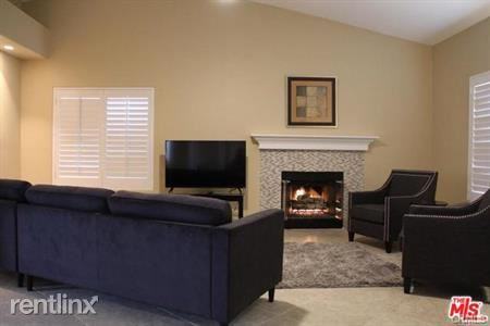 1661 Olga Way - Photo 2 of 24