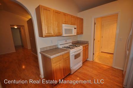 2716 Gilbert St S - Photo 3 of 23