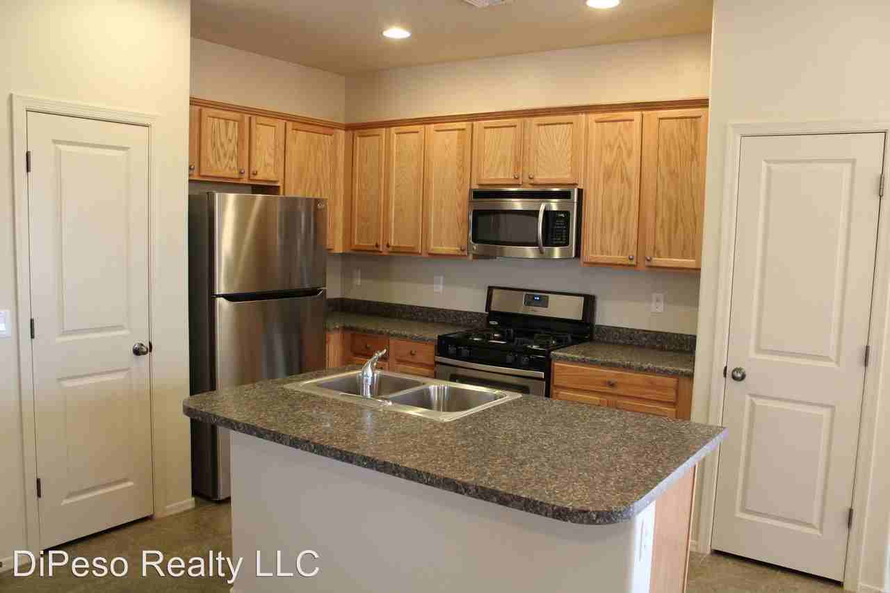 2111 W Moon Milk St - Photo 3 of 9