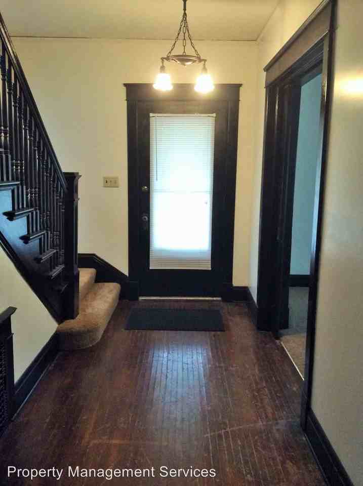 1423 Prairie St - Photo 2 of 11