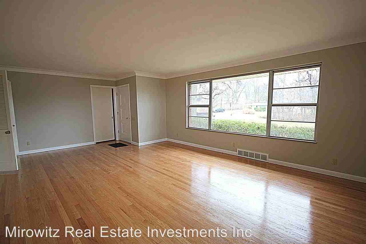 620 Meramec Station Road - Photo 3 of 16