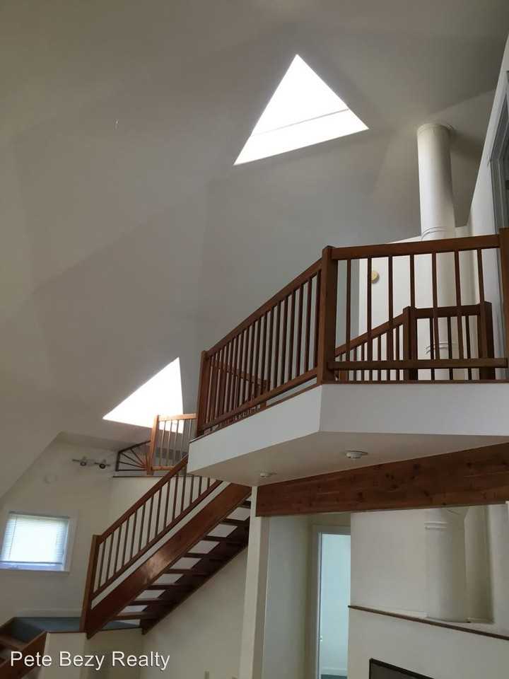 290 Jones Rd - Photo 2 of 20