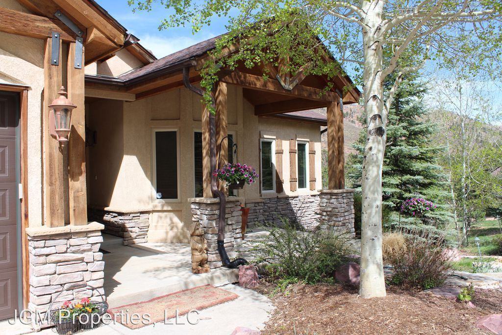 8420 Aspenglow Ln - Photo 2 of 18