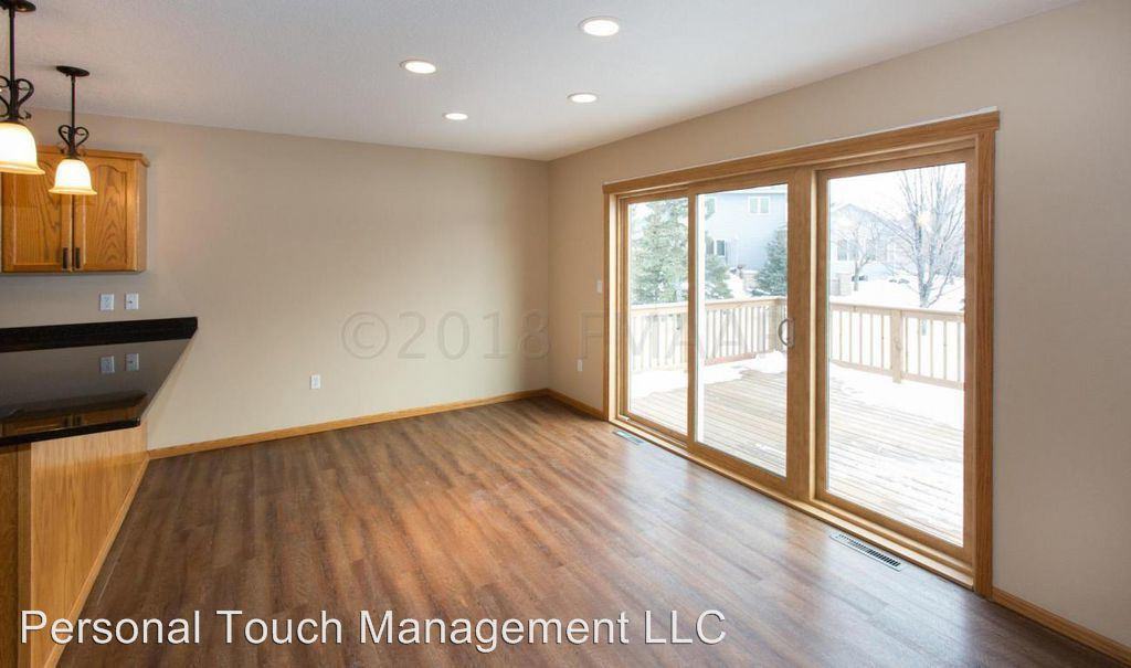 2520 32nd St S - Photo 2 of 29