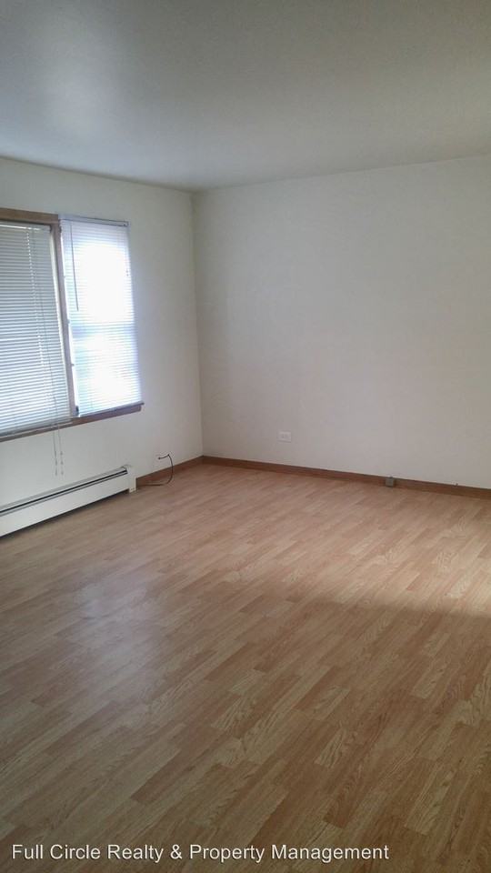 2701 COMMERCIAL - Photo 3 of 6