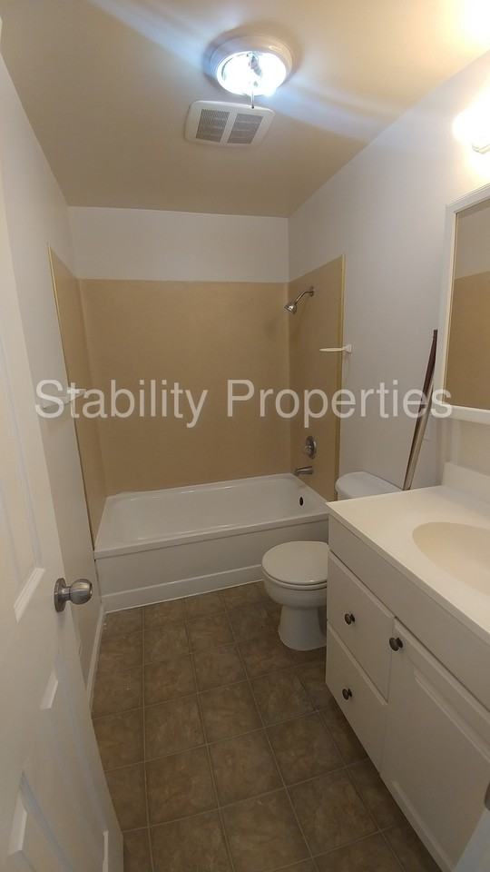 5412 Detroit Ave SW - Photo 2 of 8