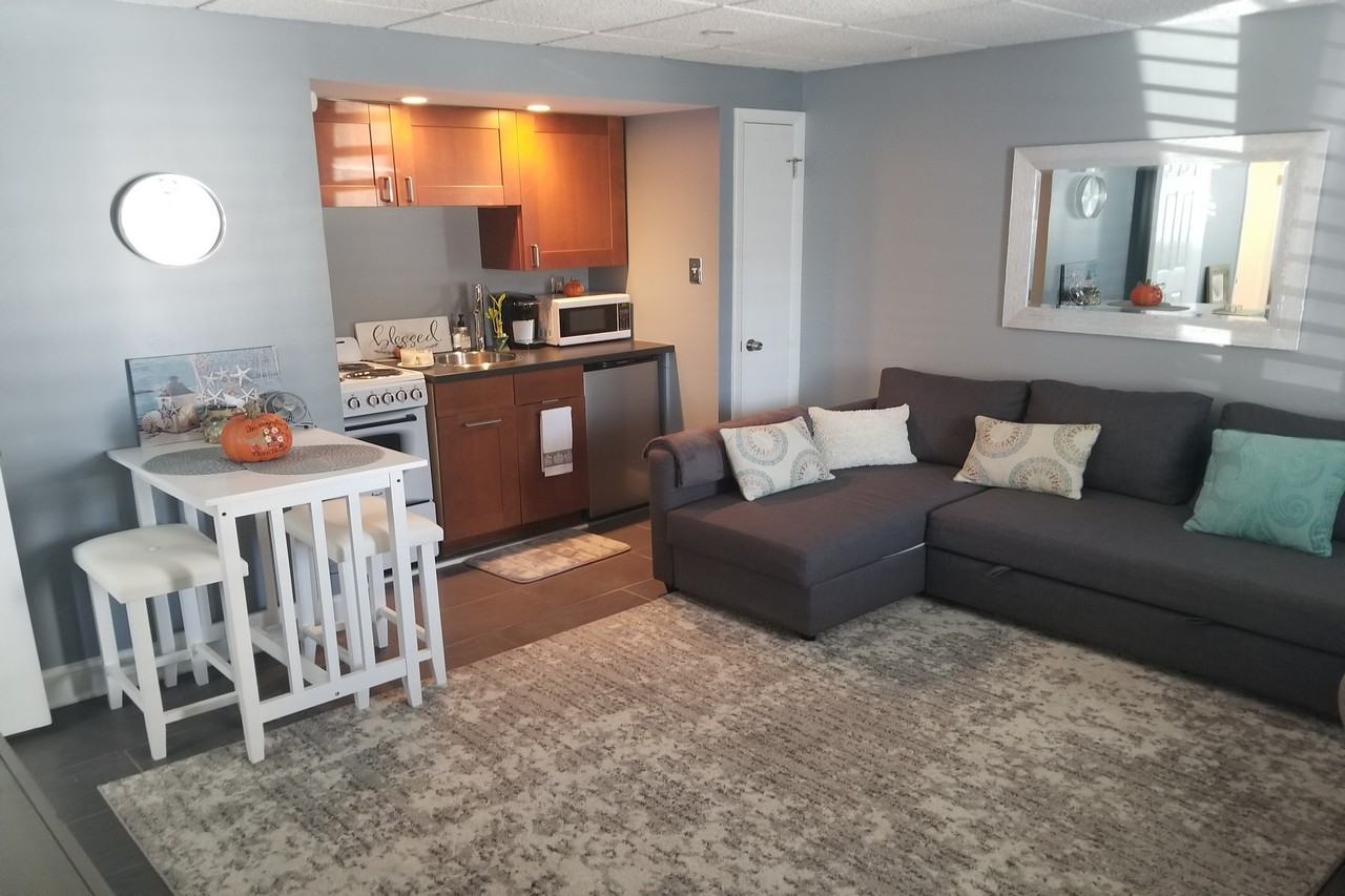 9507 Pacific Ave #14 - Photo 3 of 10