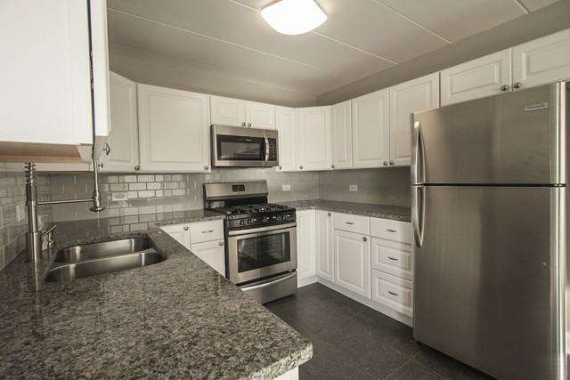 3158 W 88th St #102 - Photo 3 of 17