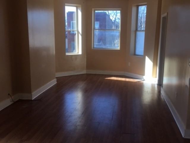 6327 S Marshfield Ave #1st - Photo 2 of 5