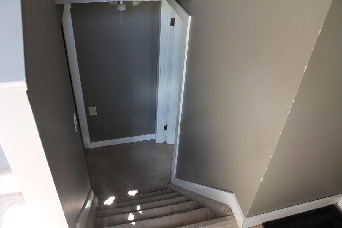 317 Boychuck Drive (basement suite) - Photo 3 of 8