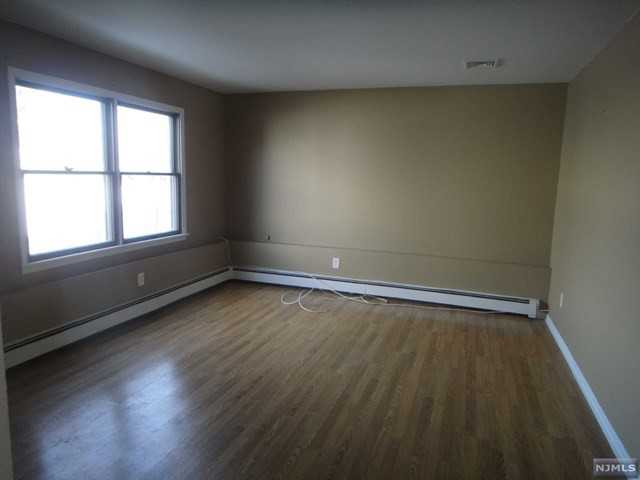 41 Kipp Ave - Photo 2 of 16