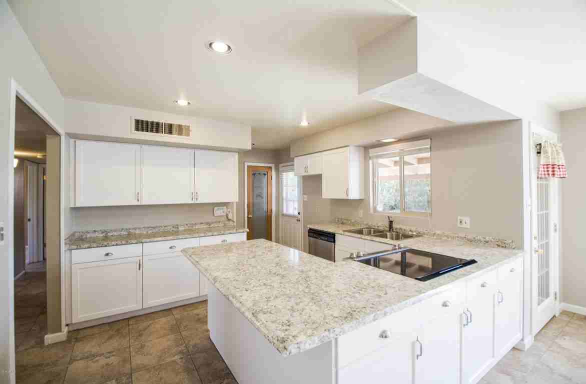 8501 E Turney Ave - Photo 3 of 18