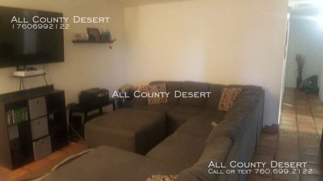 82301 Olivera Way - Photo 2 of 7