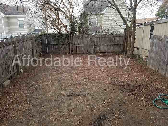 617 N 32nd St - Photo 2 of 10