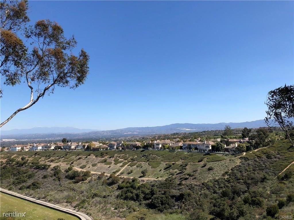 12 Chatelaine - Photo 3 of 5