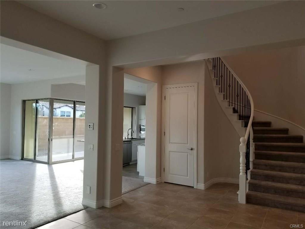 66 Sherwood - Photo 2 of 12