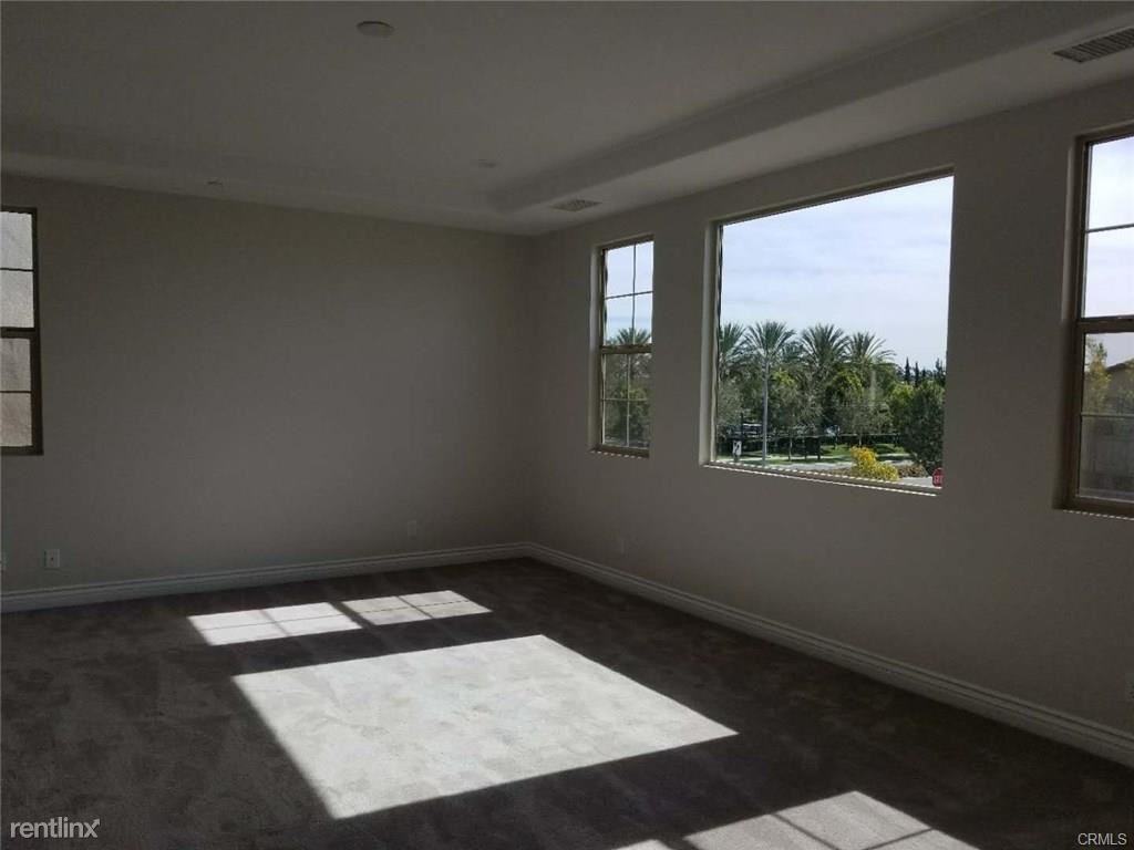 66 Sherwood - Photo 3 of 12