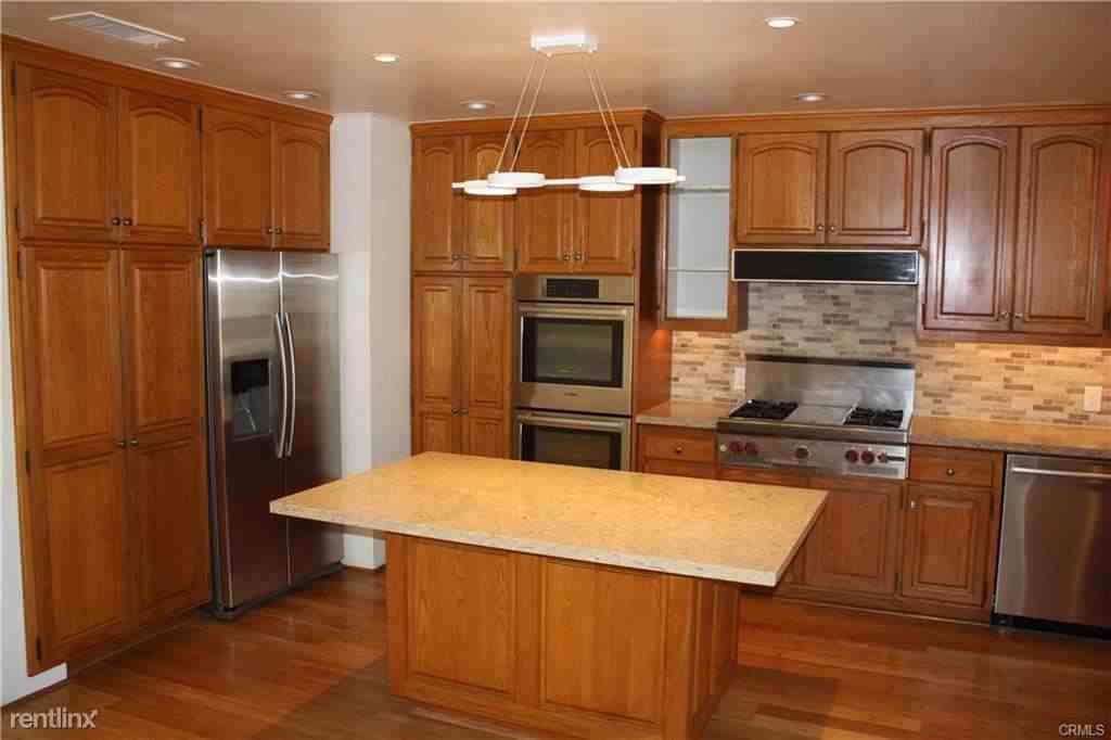 221 Abalone Ave - Photo 3 of 8