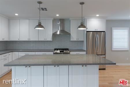 11217 Rudman Dr - Photo 3 of 24