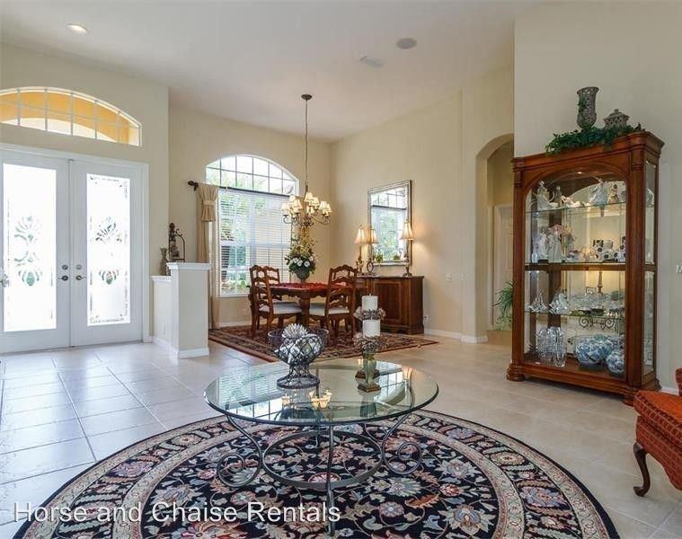 1042 Tuscany Blvd - Photo 2 of 10