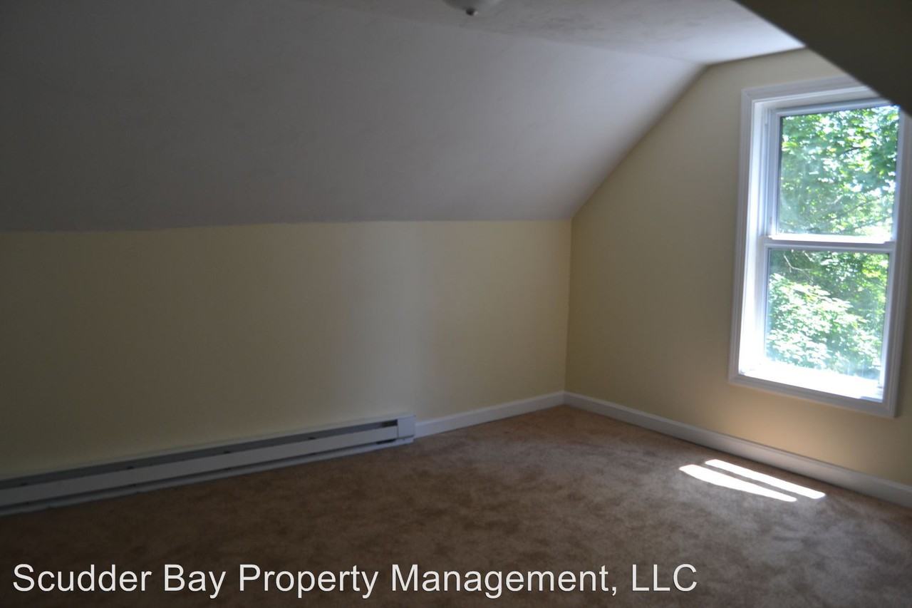 32 Edgeworth St #1 - Photo 2 of 10