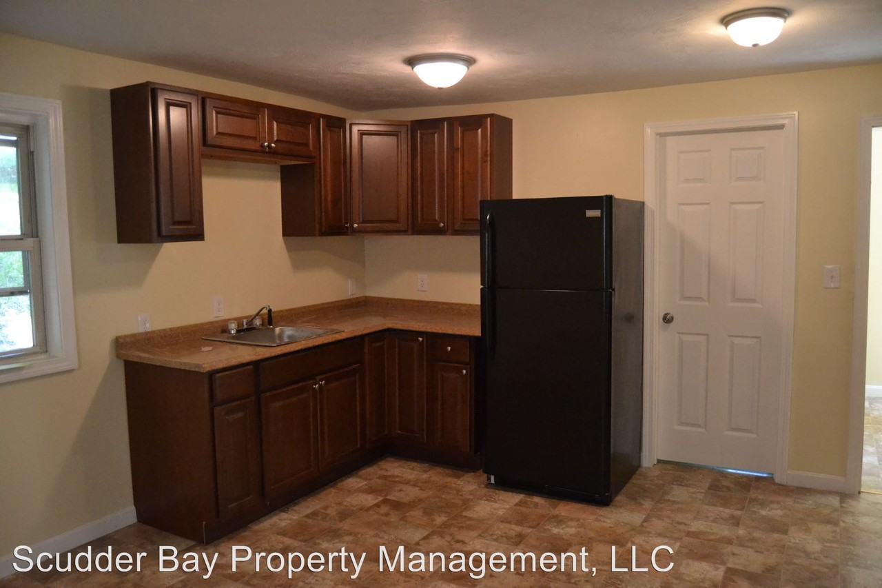 32 Edgeworth St #1 - Photo 3 of 10