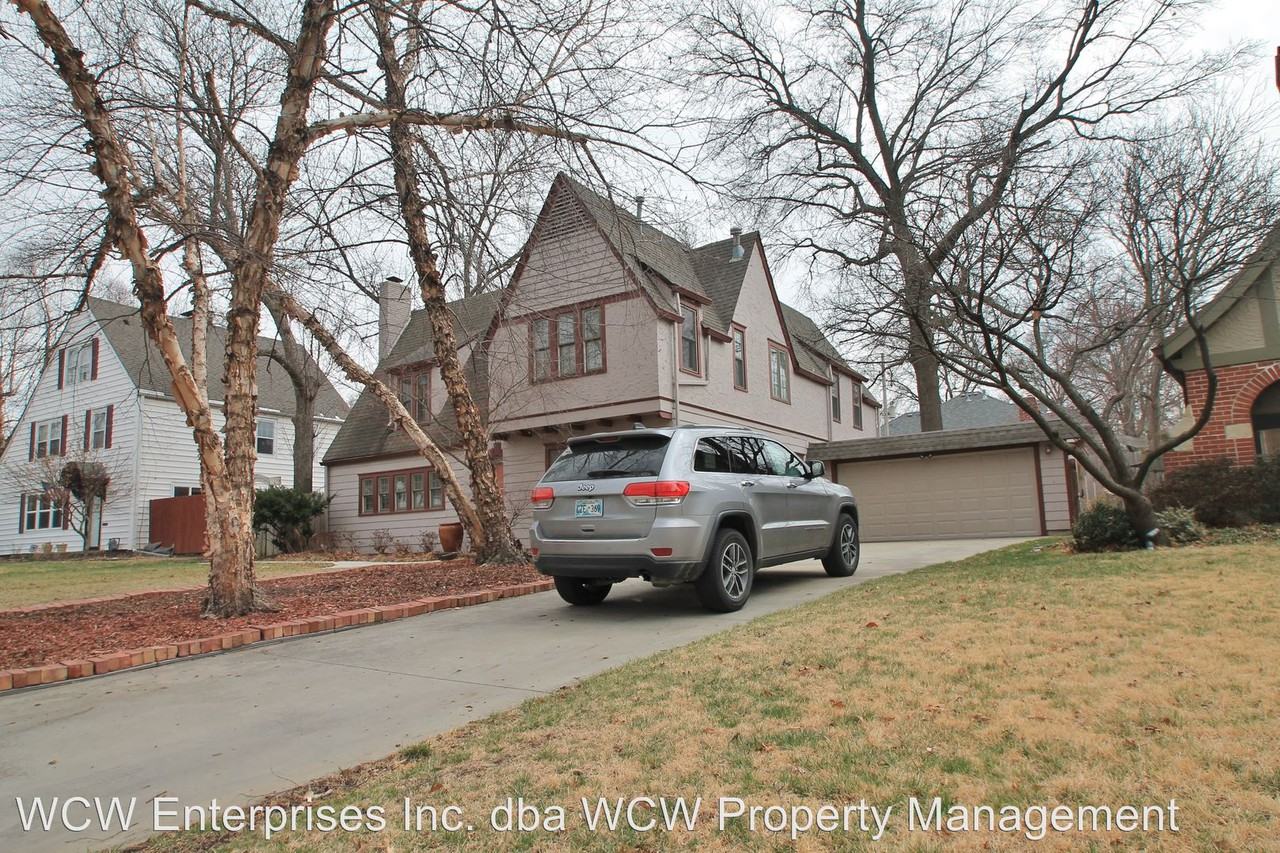 3105 SW Harland Ct - Photo 3 of 50