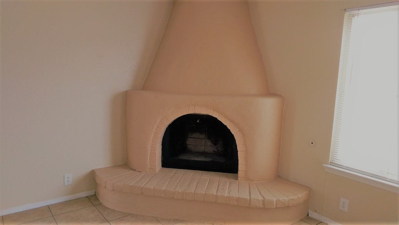 204 Avalon Pl NW - Photo 3 of 14