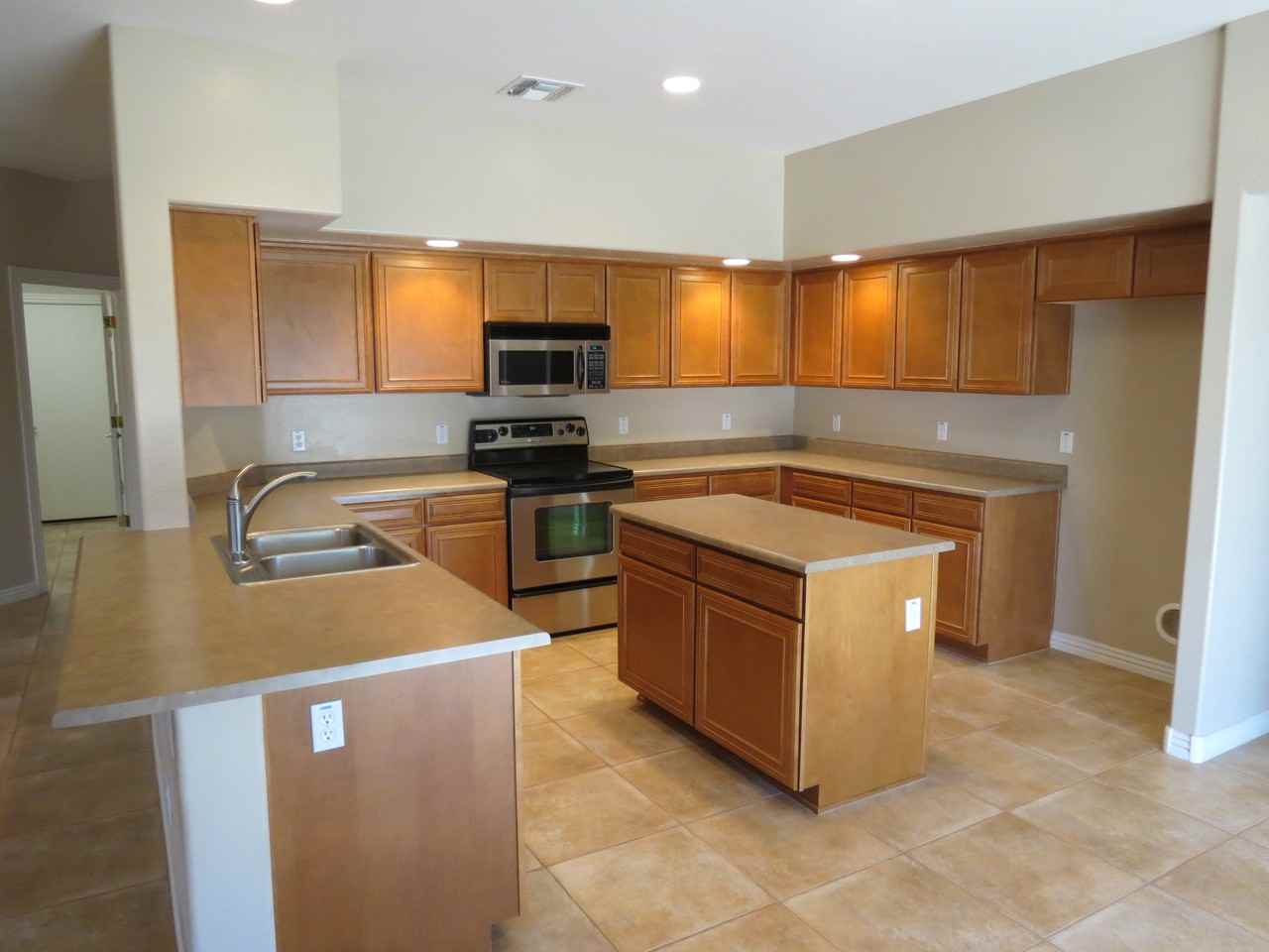 27179 N 98th Dr - Photo 2 of 7