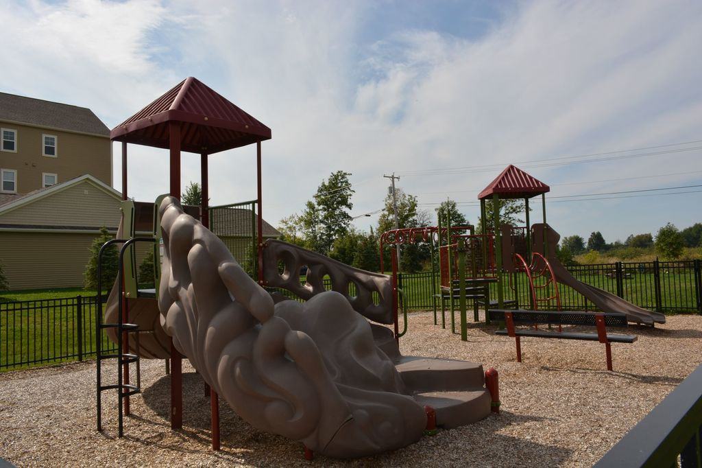 Beaver Meadow Apartments - Photo 3 of 19