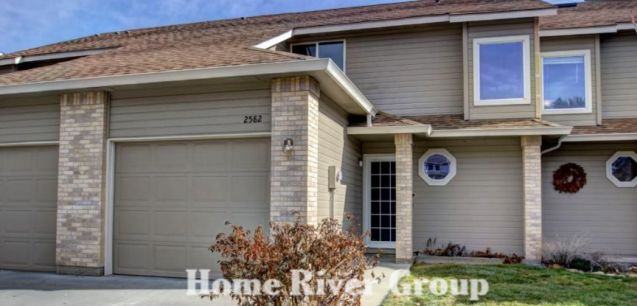 2582 S Falling Brook Ln