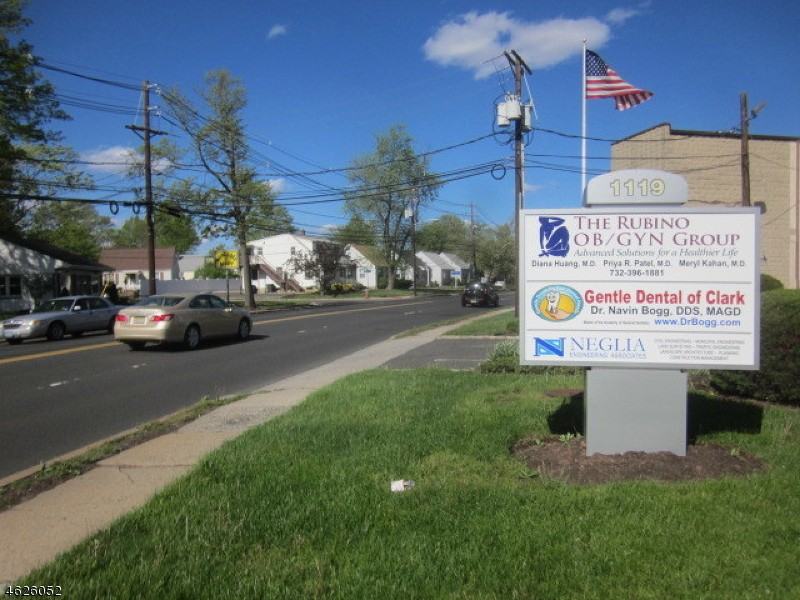 1119 Raritan Rd - Photo 3 of 18