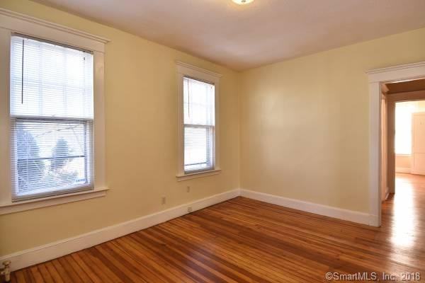 14 Derby Ave - Photo 3 of 30