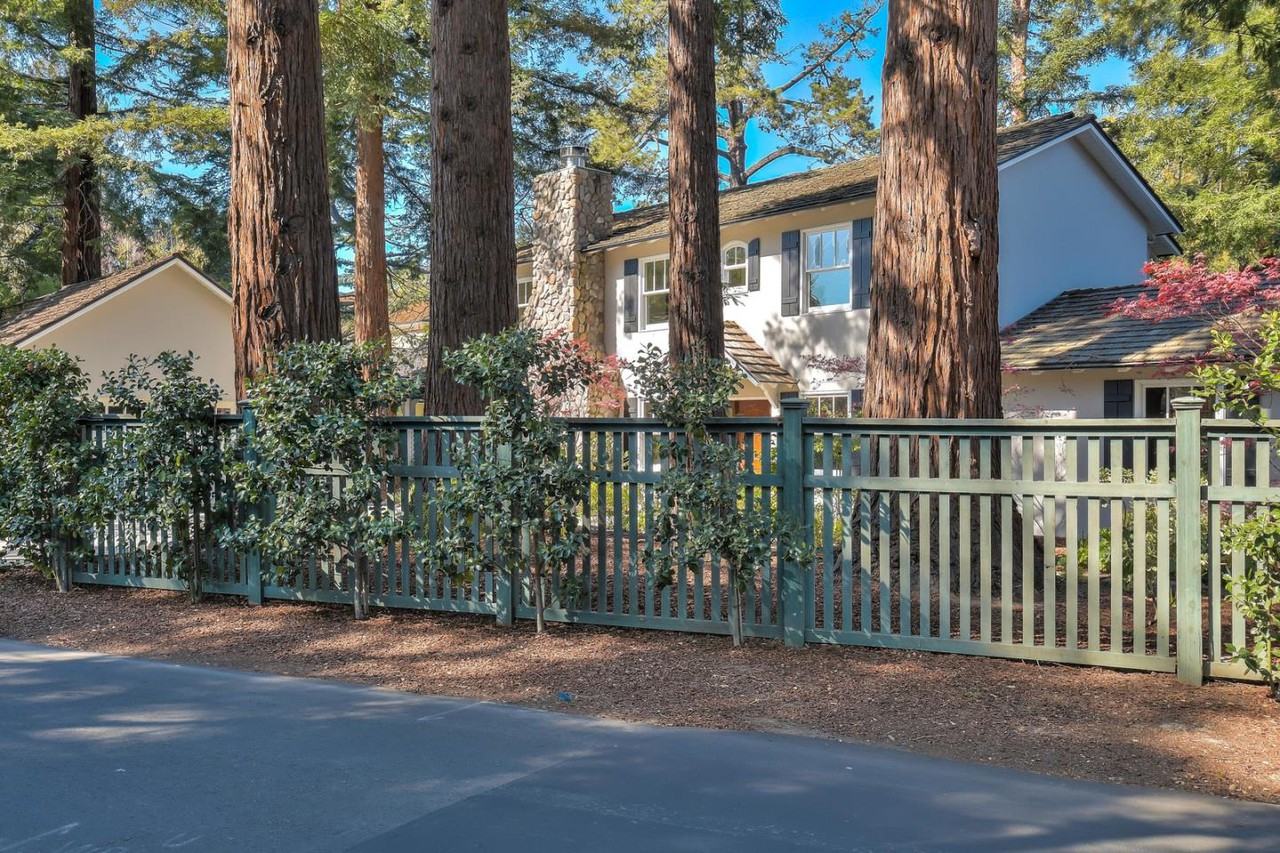 1110 Arbor Rd - Photo 2 of 50