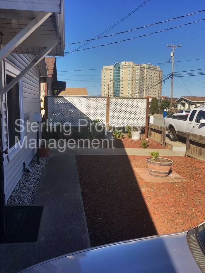 390 Sonoma Ave - Photo 2 of 8