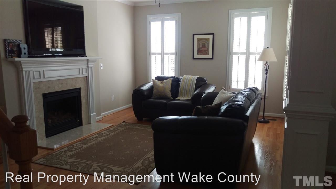 925 Alba Rose Ln - Photo 2 of 21