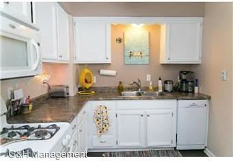 411 6th Ave NE - Photo 3 of 8