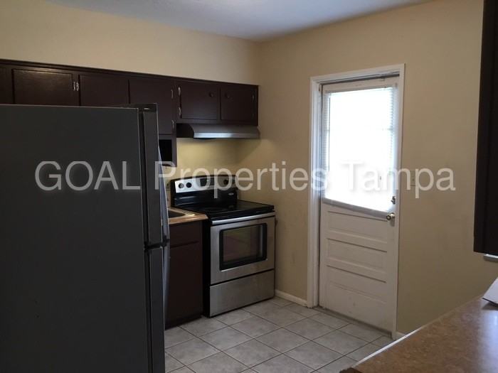 3129 Walnut St NW - Photo 3 of 15