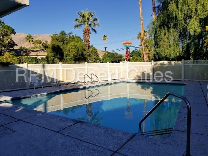 365 W Mariscal Rd - Photo 2 of 23