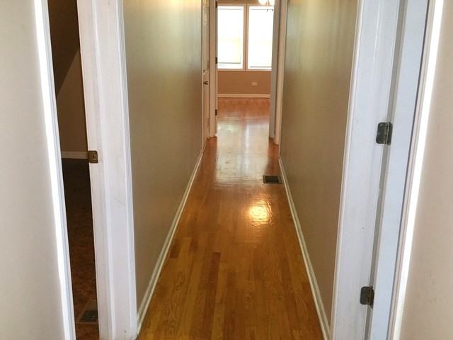 548 E 89th St #2 - Photo 3 of 10