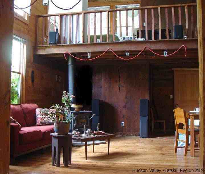 2445 Glasco Turnpike - Photo 2 of 18