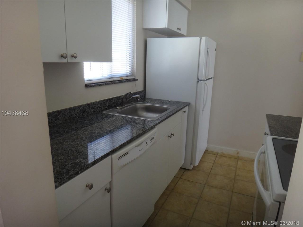 2922 S Le Jeune Rd - Photo 3 of 8