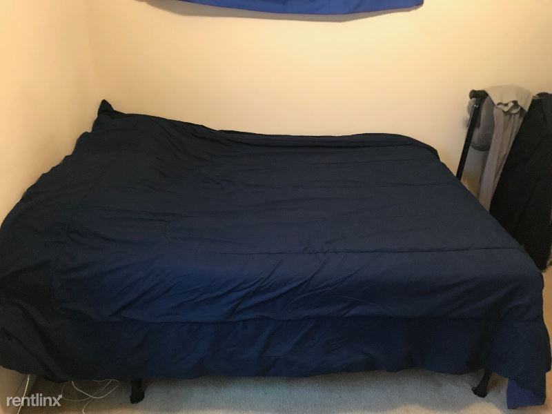 506 Warren St - Photo 3 of 8