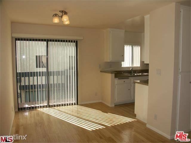 29239 Heathercliff Rd #12 - Photo 3 of 8